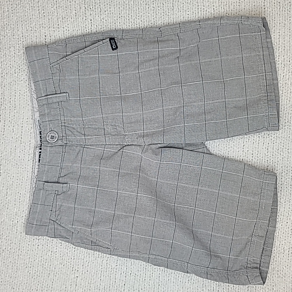Micros Retro Y2K Cotton Blend Skater/Golf Chino Flat Front Plaid Short in Gray